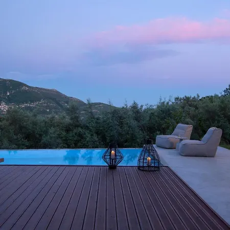 Βίλα High-end Faos Three Φτερνό