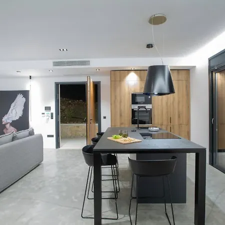 High-end Faos Three *